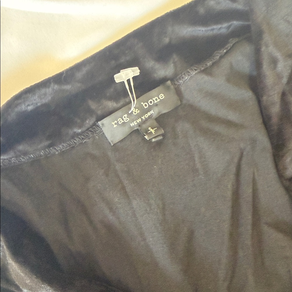Rag & Bone Elegant Black Long Sleeve Top - Picture 3 of 4